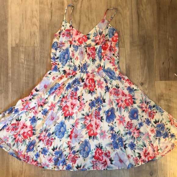GAP FLORAL SPRINGTIME DRESS SIZE SMALL - Picture 3 of 3